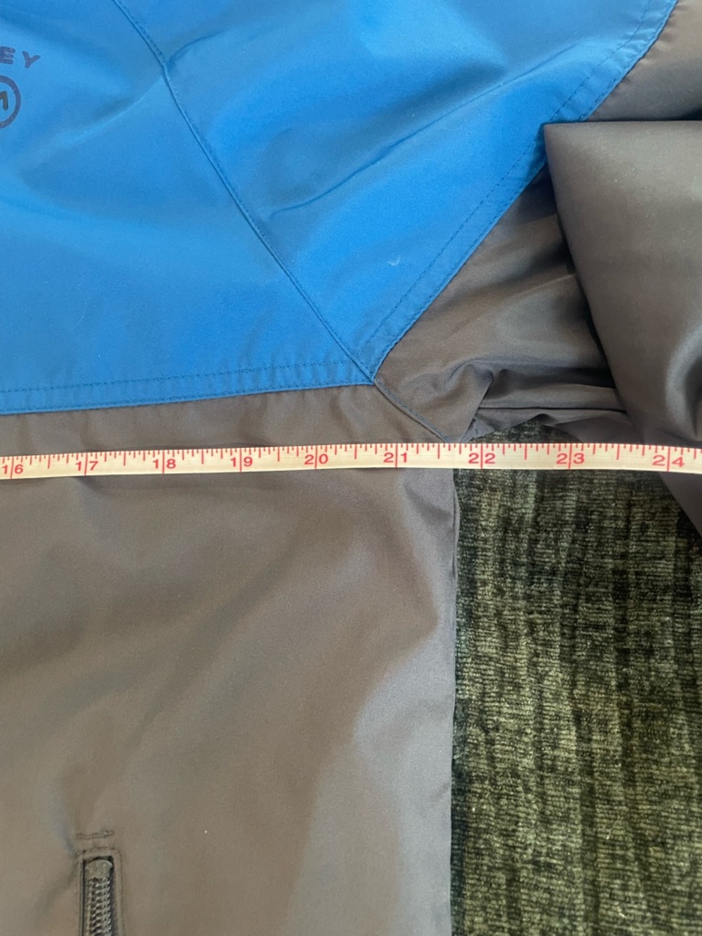 Disney Men's Blue and Gray Hooded Windbreaker Size Small - Picture 8 of 9